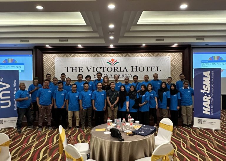 foto bersama unv experienced day yogyakarta