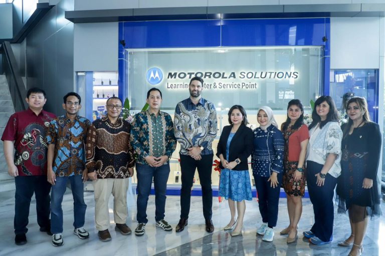 Motorola Solutions Launches New Learning Center in Surabaya